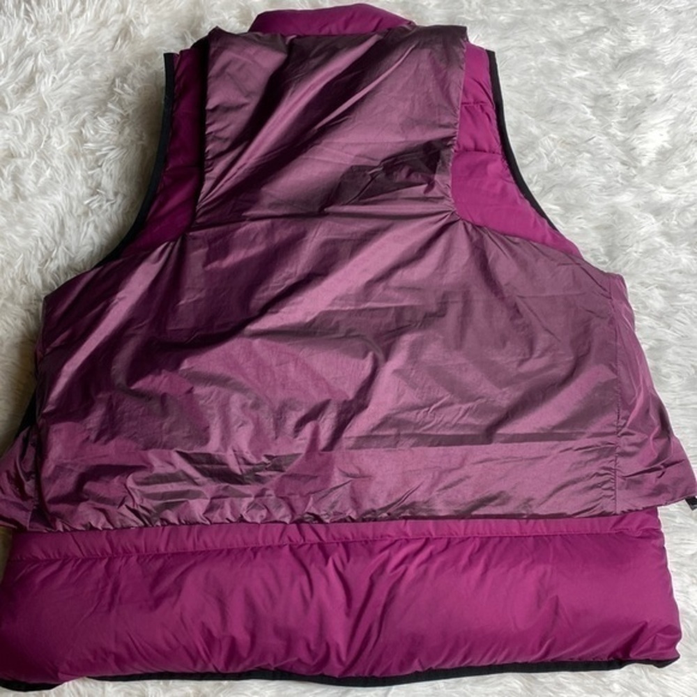 Adidas W down vest C.R. in power berry size small NWT - Picture 10 of 16